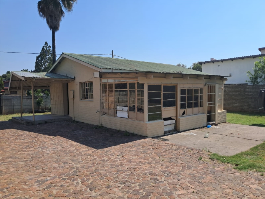 2 Bedroom Property for Sale in Oos Einde North West